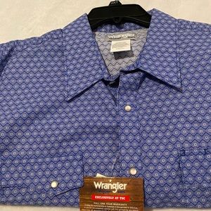 Wrangler Men’s Long Sleeve Button down NWT